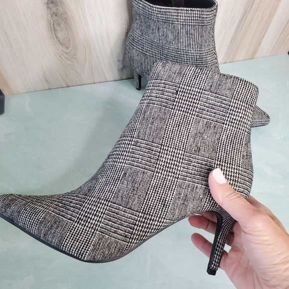 Shoes - New! Black and White Ankle Booties